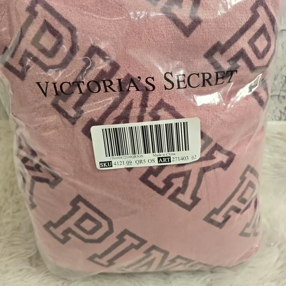 Victoria's Secret Pink Limited Edition Mini Dog + Cozy Logo Blanket NWT